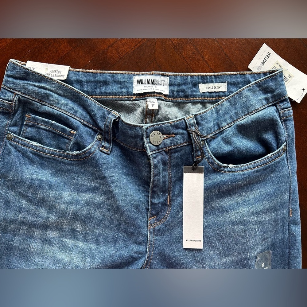 NEW William Rast Distressed Blue Ankle Jeans - Picture 4 of 8
